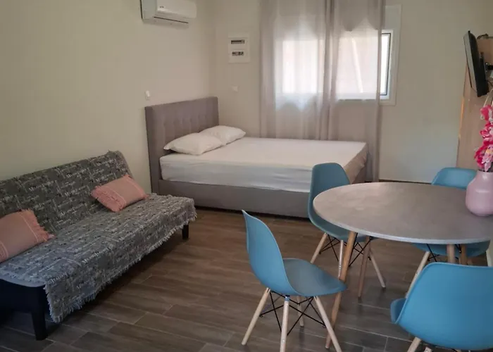 Апартаменты Ioannas Каламата